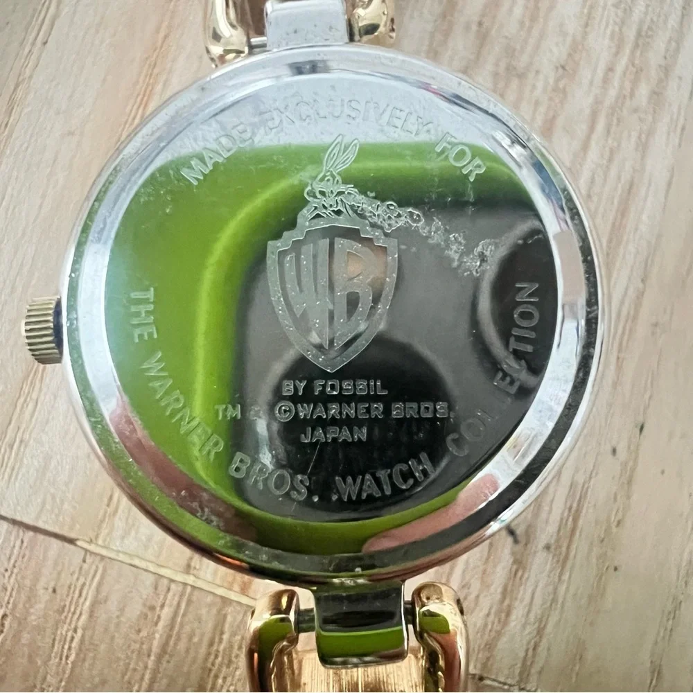 Warner Bros. Looney Tunes Michigan J Frog ladies bracelet watch NEW BATTERY